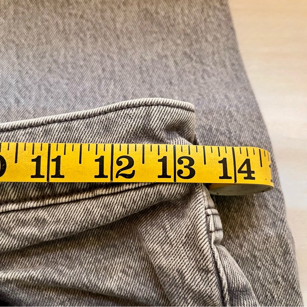Abercrombie & Fitch The 90’s Straight Ultra High Rise Curve Love Charcoal Jeans - Picture 9 of 11